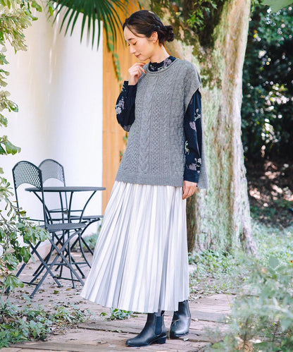 21号(6L～) [MADE IN JAPAN]ケーブル柄ニットベスト