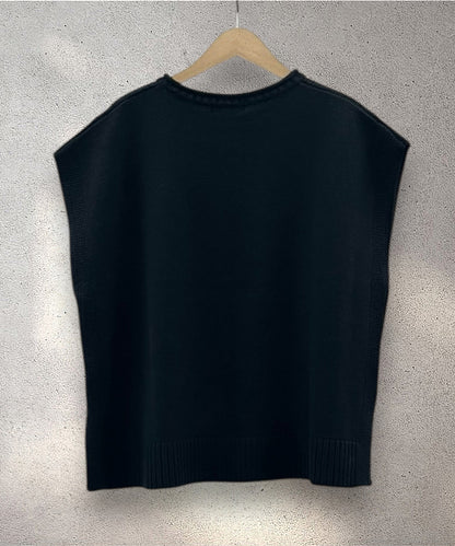 [MADE IN JAPAN]ケーブル柄ニットベスト