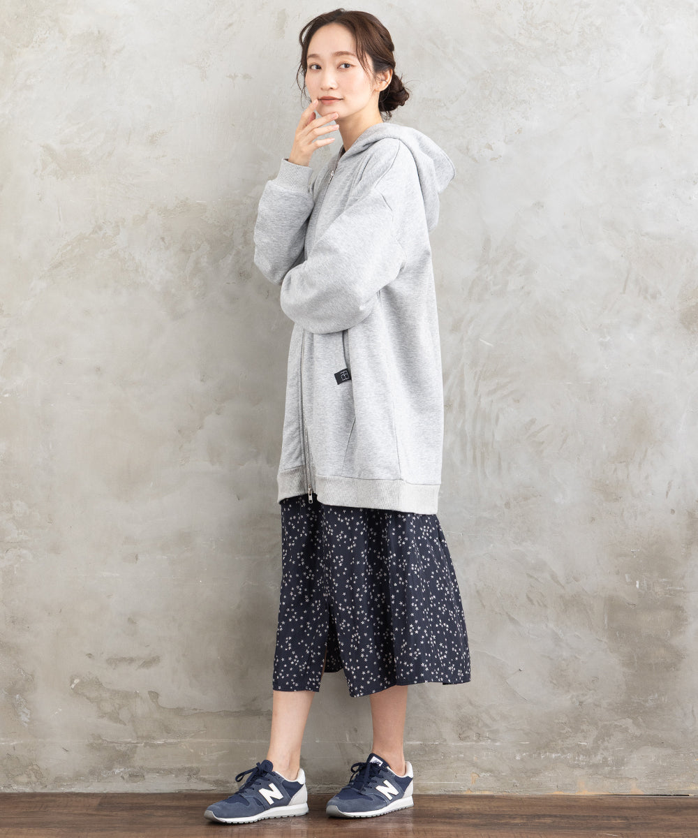 FONTLAB オーバーサイズジップパーカー