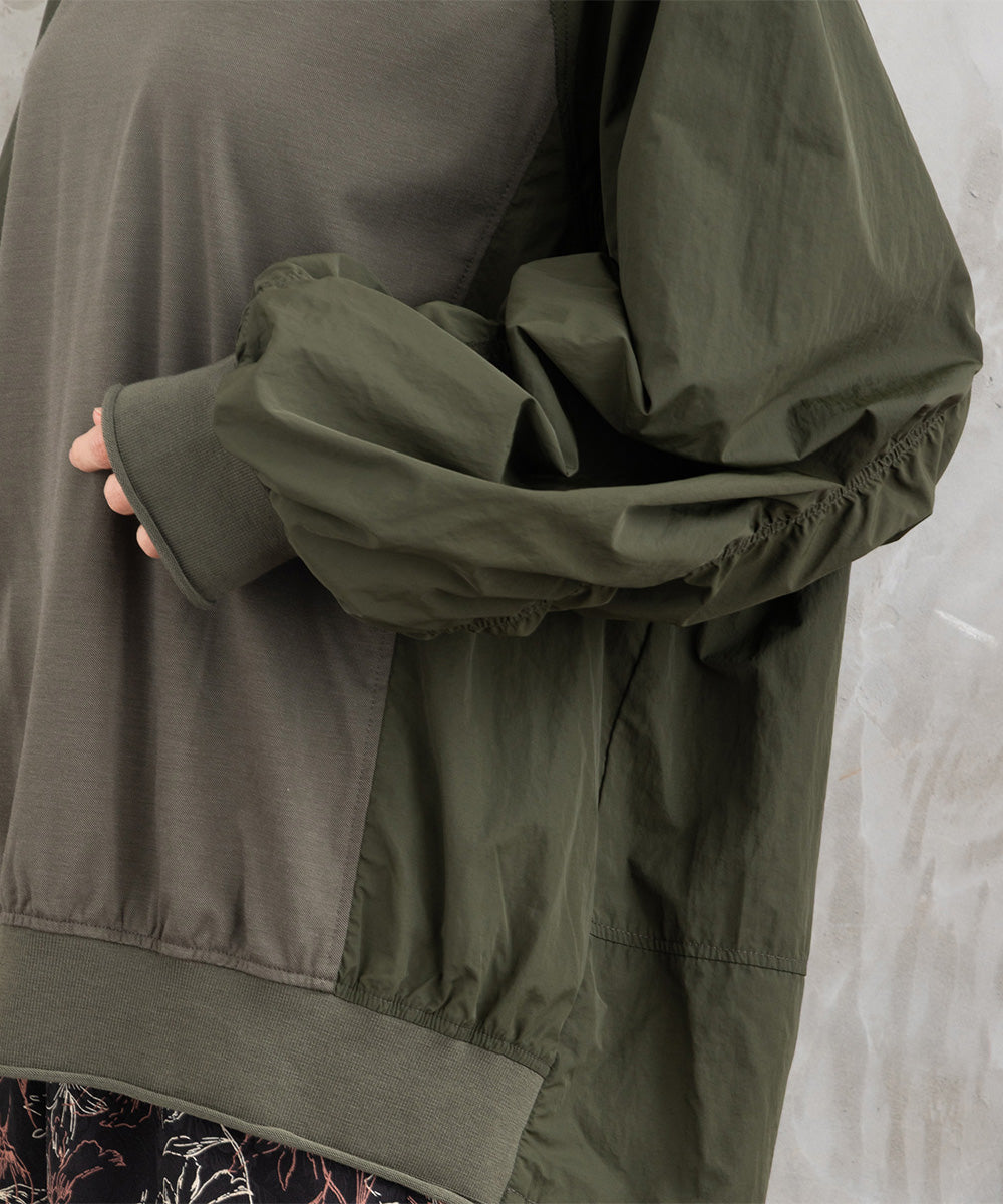 FONTLAB ナイロンタフタコンビプルオーバー