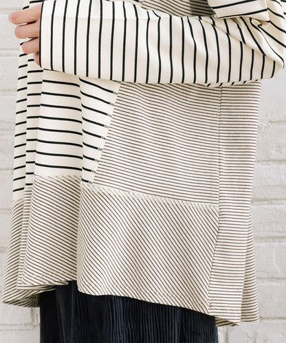 FONTLAB スイッチボーダーアシンメトリーカットソー