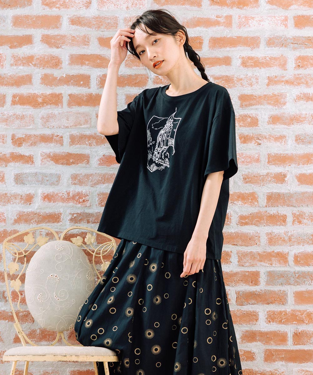 64-2535【大きいサイズ】 9号・15号(M・3L) ランドスケープエンブロイダリーTシャツ
