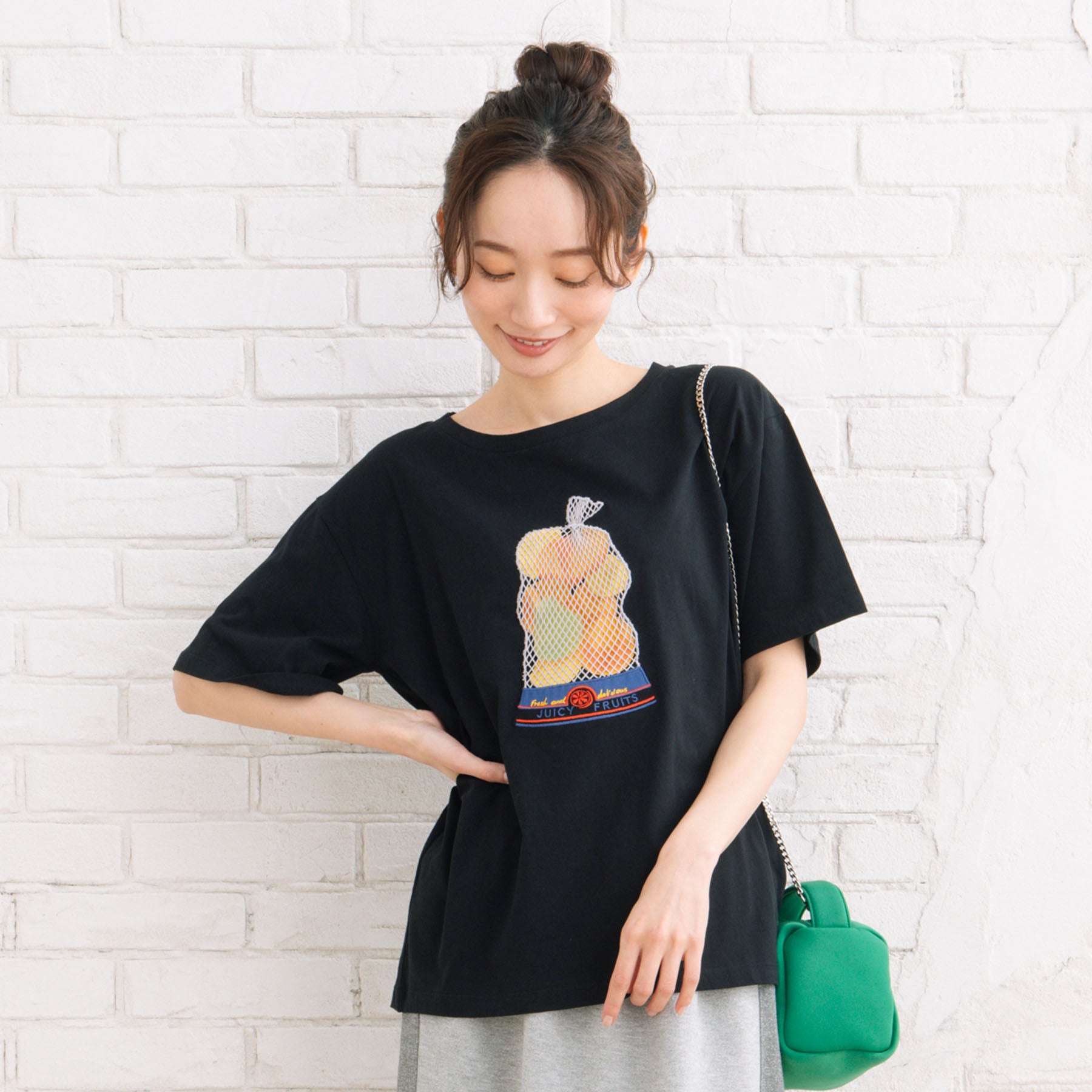 64-2537【大きいサイズ】 9号・15号(M・3L) トロンプルイユフルーツTシャツ