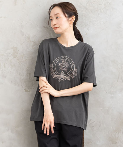 21号(6L～) フラワーエンブレム刺繍Tシャツ