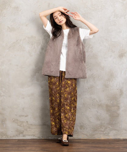 フラワーエンブレム刺繍Tシャツ