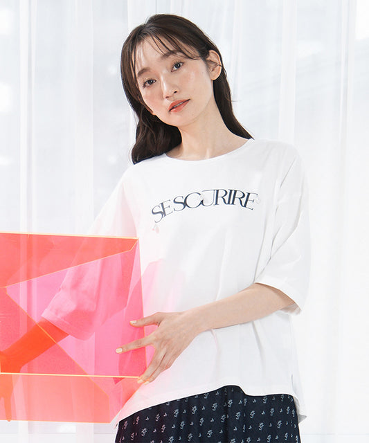 FONTLAB パールデコレートロゴ6分袖Tシャツ