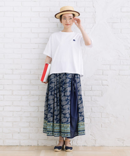 21号(6L～) [Rogique]THE MACMILLAN Alice アリスバックプリントスペード刺繍Tシャツ