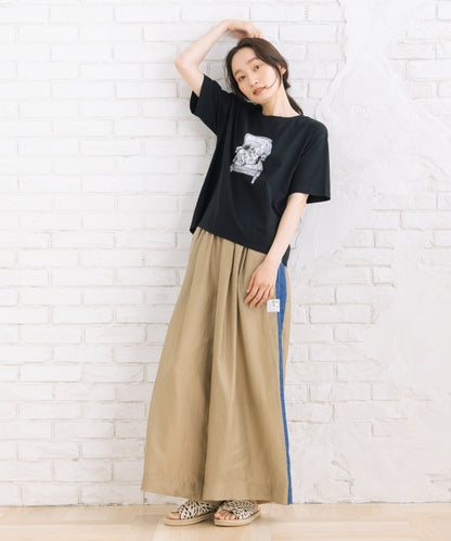 [Rogique]THE MACMILLAN Alice モノクロアリスプリントスペードトランプ刺繍Tシャツ