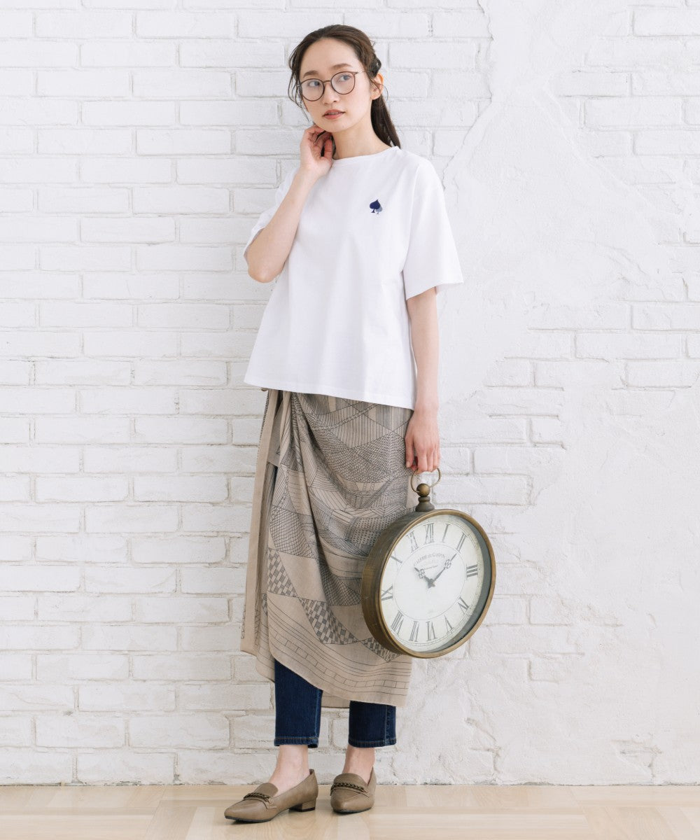 [Rogique]THE MACMILLAN Alice Queen of Heartsバックプリントスペード刺繍Tシャツ