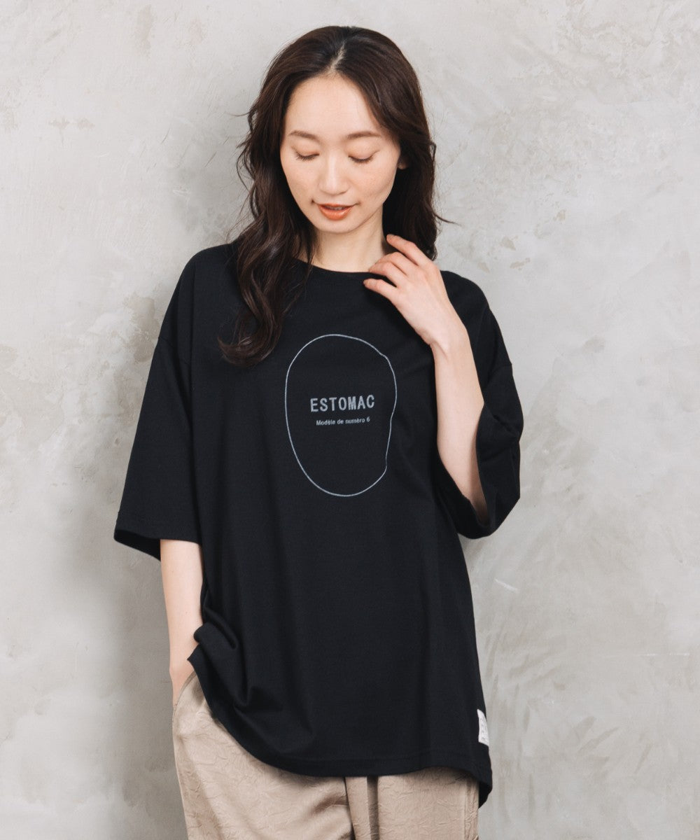 BLANC basque [Rogique]ニュアンスロゴプリントTシャツ