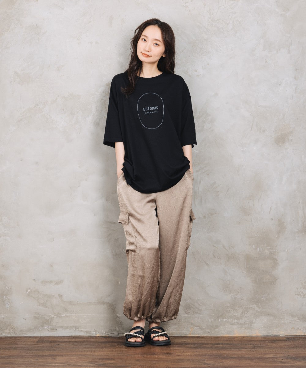 BLANC basque [Rogique]ニュアンスロゴプリントTシャツ