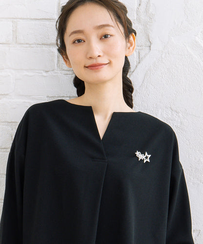 スタービジューブローチ