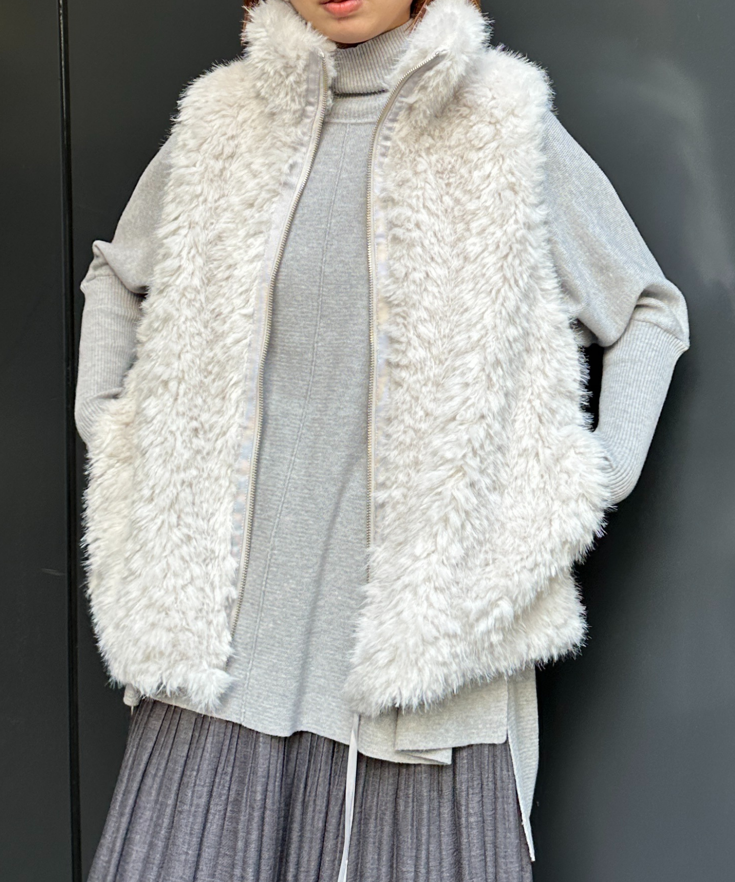 【qout】【R】ロングミックスファーベスト