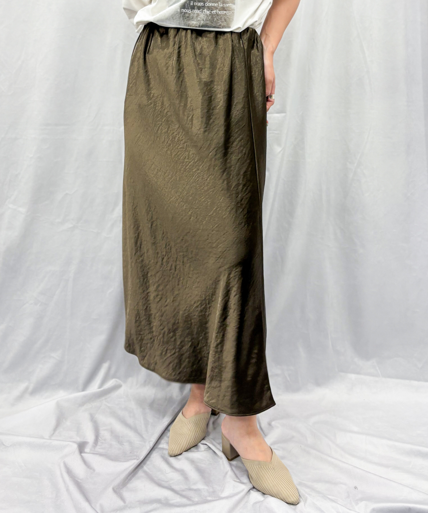 【INNOWAVE】【R】シルキーサテンフレアスカート