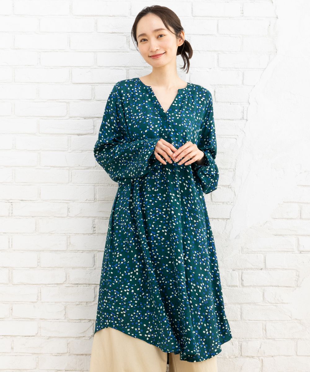 KAFFE curve ランダムドットチュニック