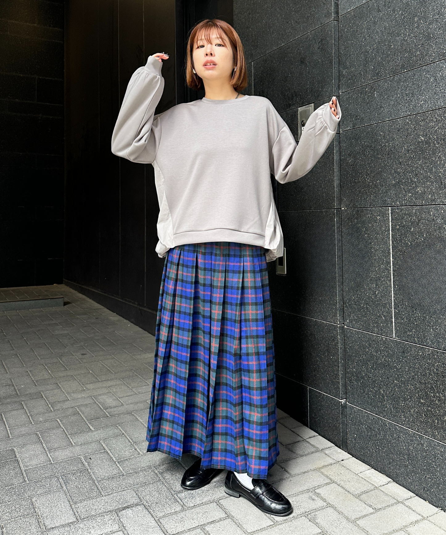 【FONT LAB】バックバルーンドッキングカットソー