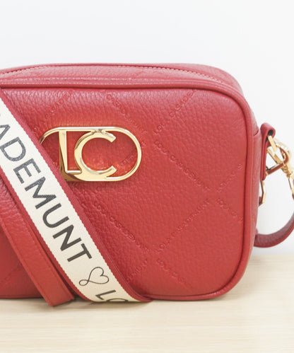 83-6368【LOLA CASADEMUNT 】キルティングフェイクレザーBAG