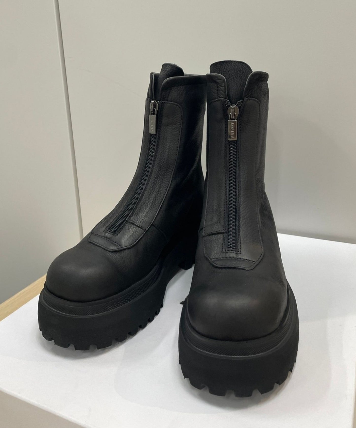 82-6412【LOFINA】【周年】フロントZIPショートブーツ