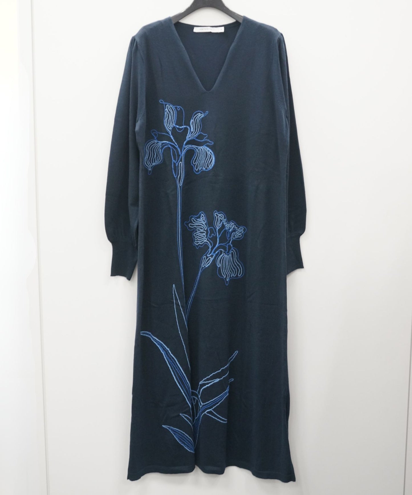 35-6351【la fée maraboutée】【周年】アートフラワーエンブロイダリーニットワンピース