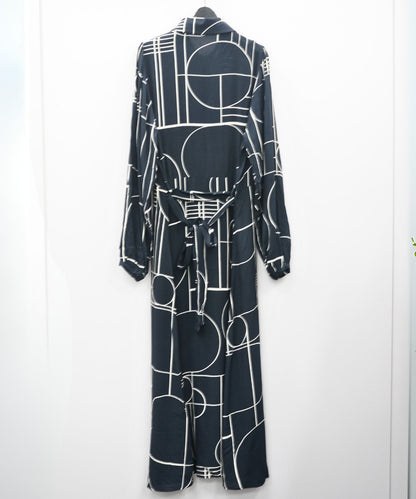 【la fée maraboutée】ラインアートシャツワンピース