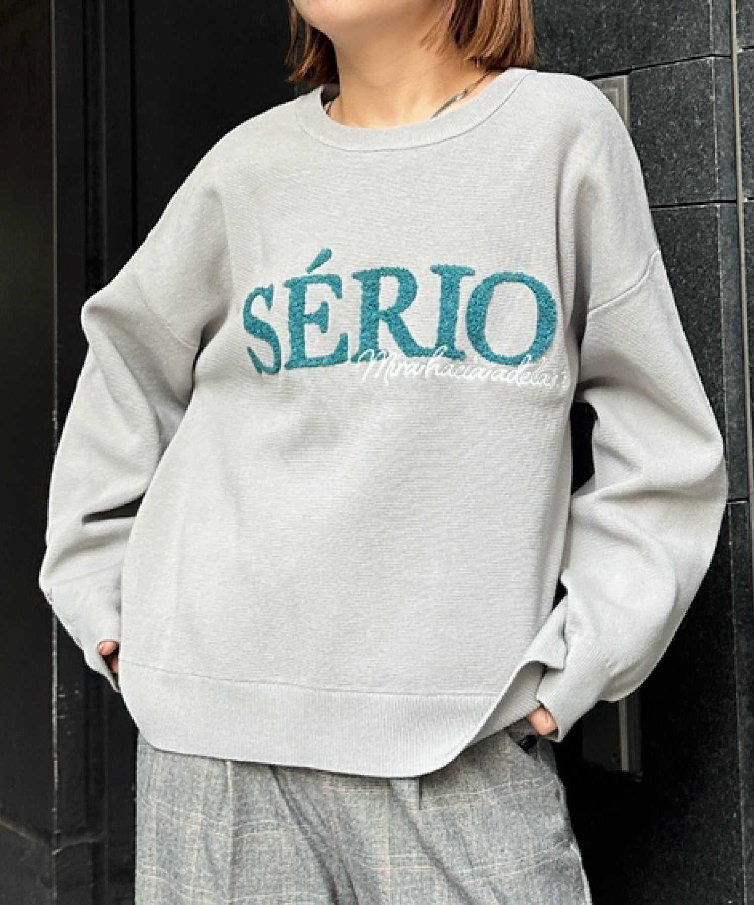 【FONT LAB】スウェットライクシェニールロゴニット