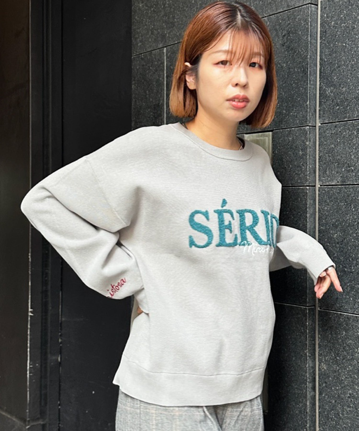 【FONT LAB】スウェットライクシェニールロゴニット