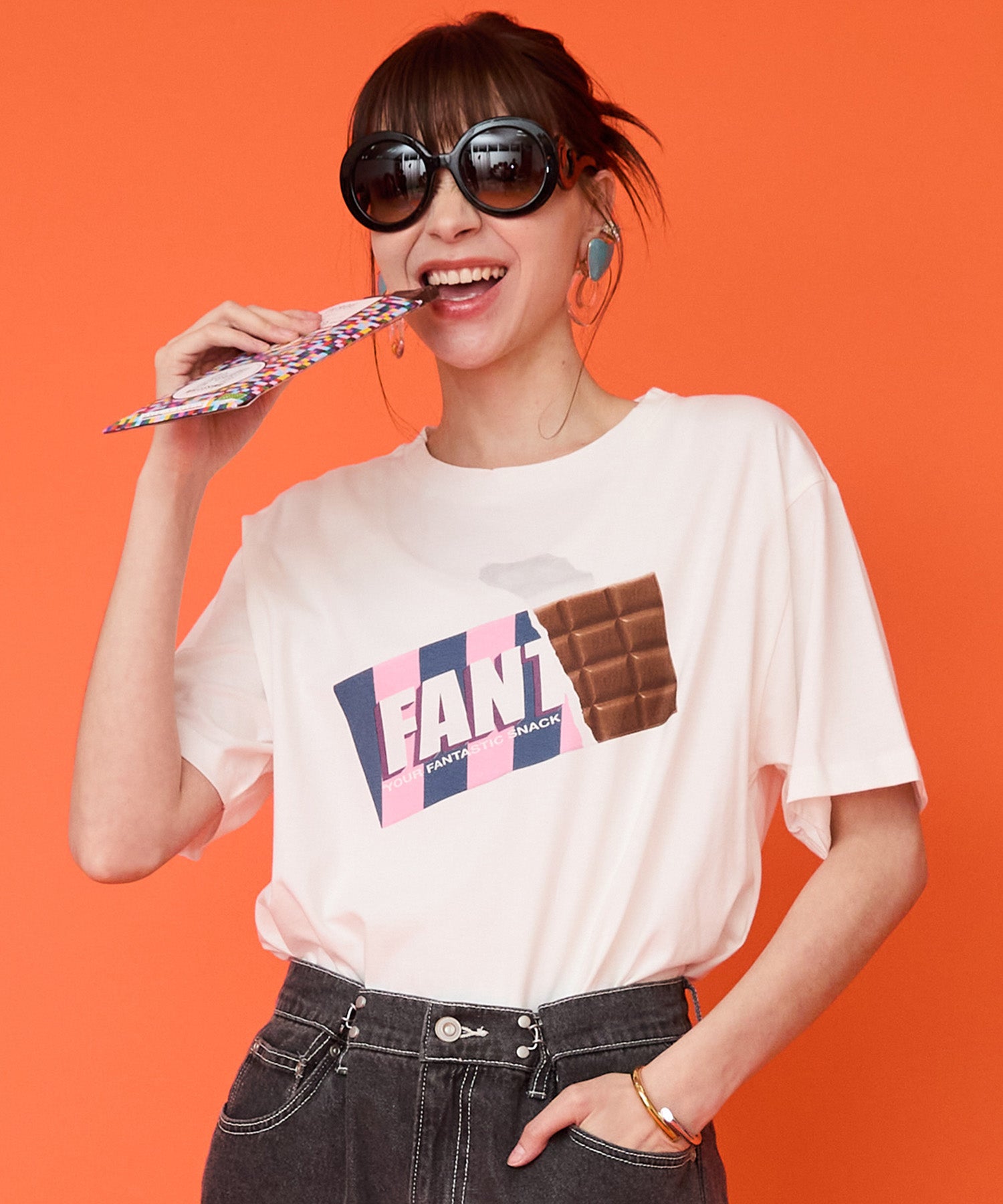 【COMPANIA FANTASTICA】チョコレートプリントTシャツ | JETSET SOLO PLUS(ジェットセットソロプラス) 公式通販| インポート レディース ファッション きれいめカジュアル