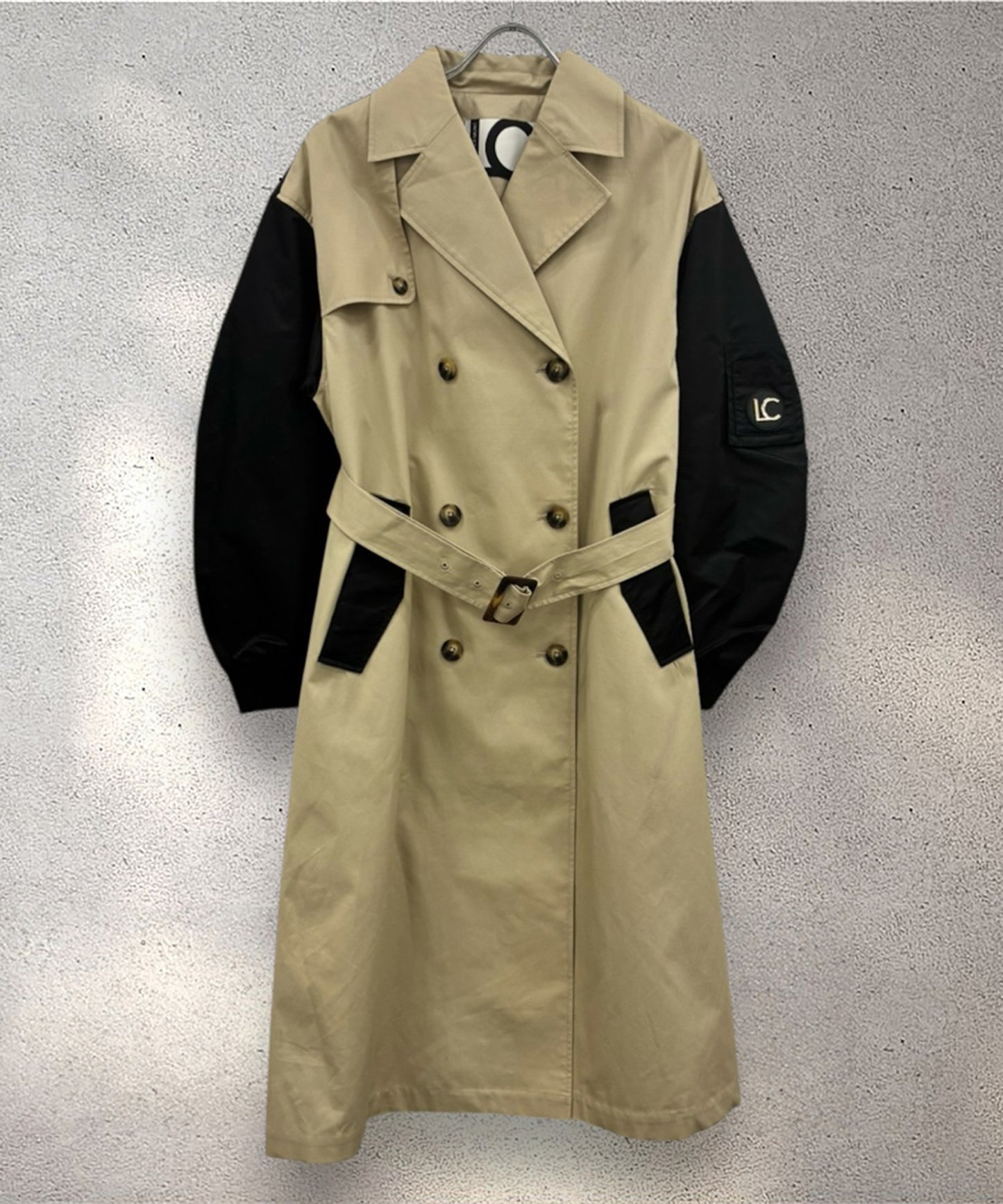 レディース トレンチコート バイカラー ボンバースリーブ｜JETSET SOLO PLUS(ジェットセットソロプラス) 公式通販｜レディース ファッション きれいめカジュアル