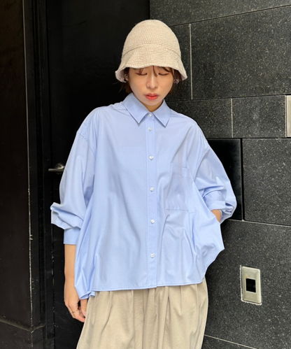 【FONT LAB】バックロゴフレアシャツ