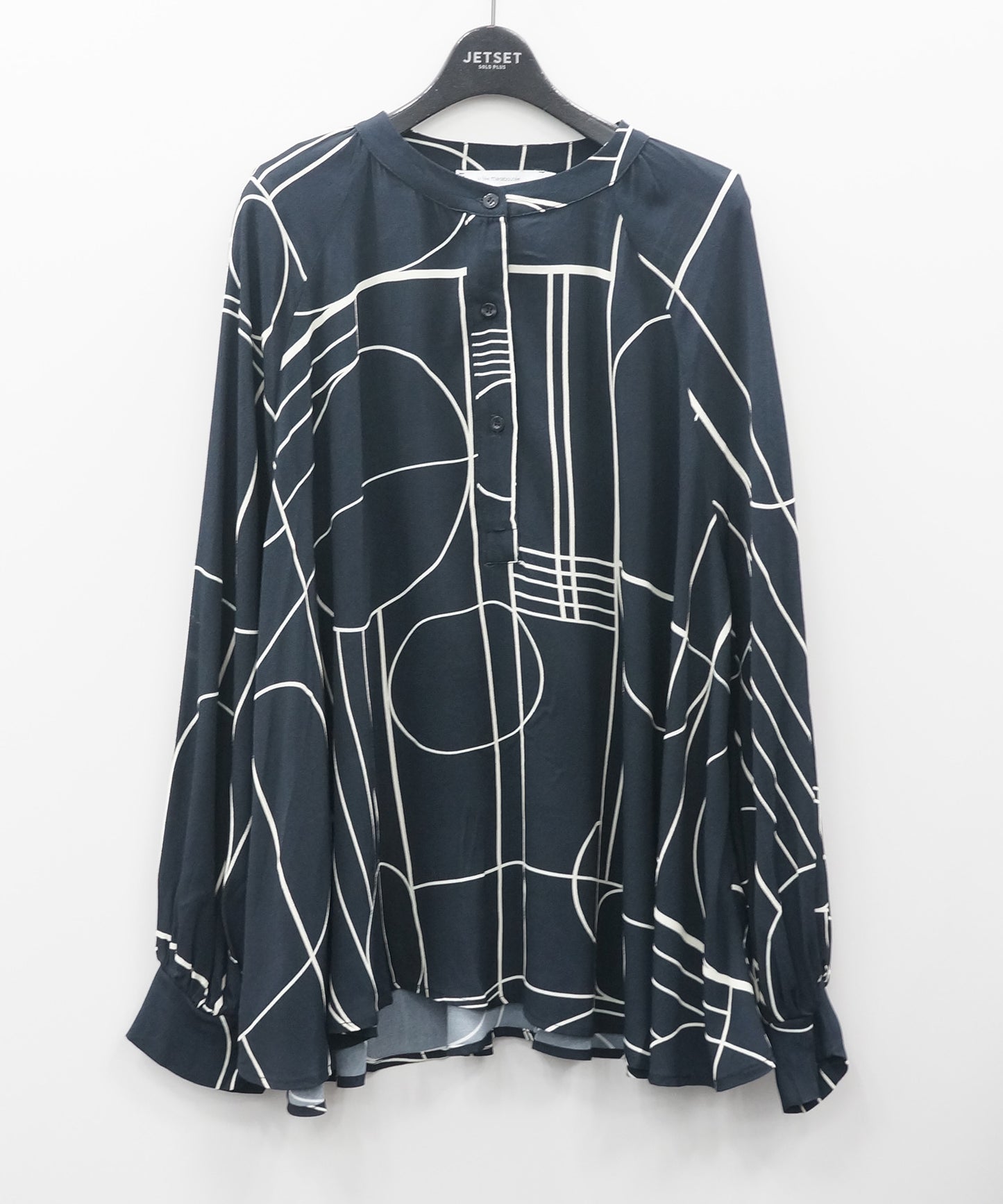 01-5927【la fée maraboutée】【周年】ラインアートバンドカラーブラウス