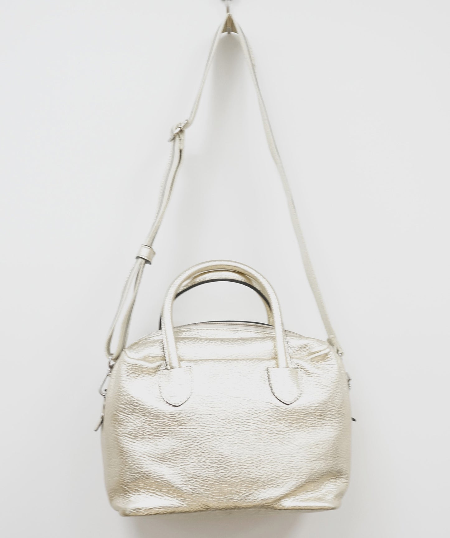 83-6406【RIPANI】【周年】メタリックレザー2WAYスクエアBAG