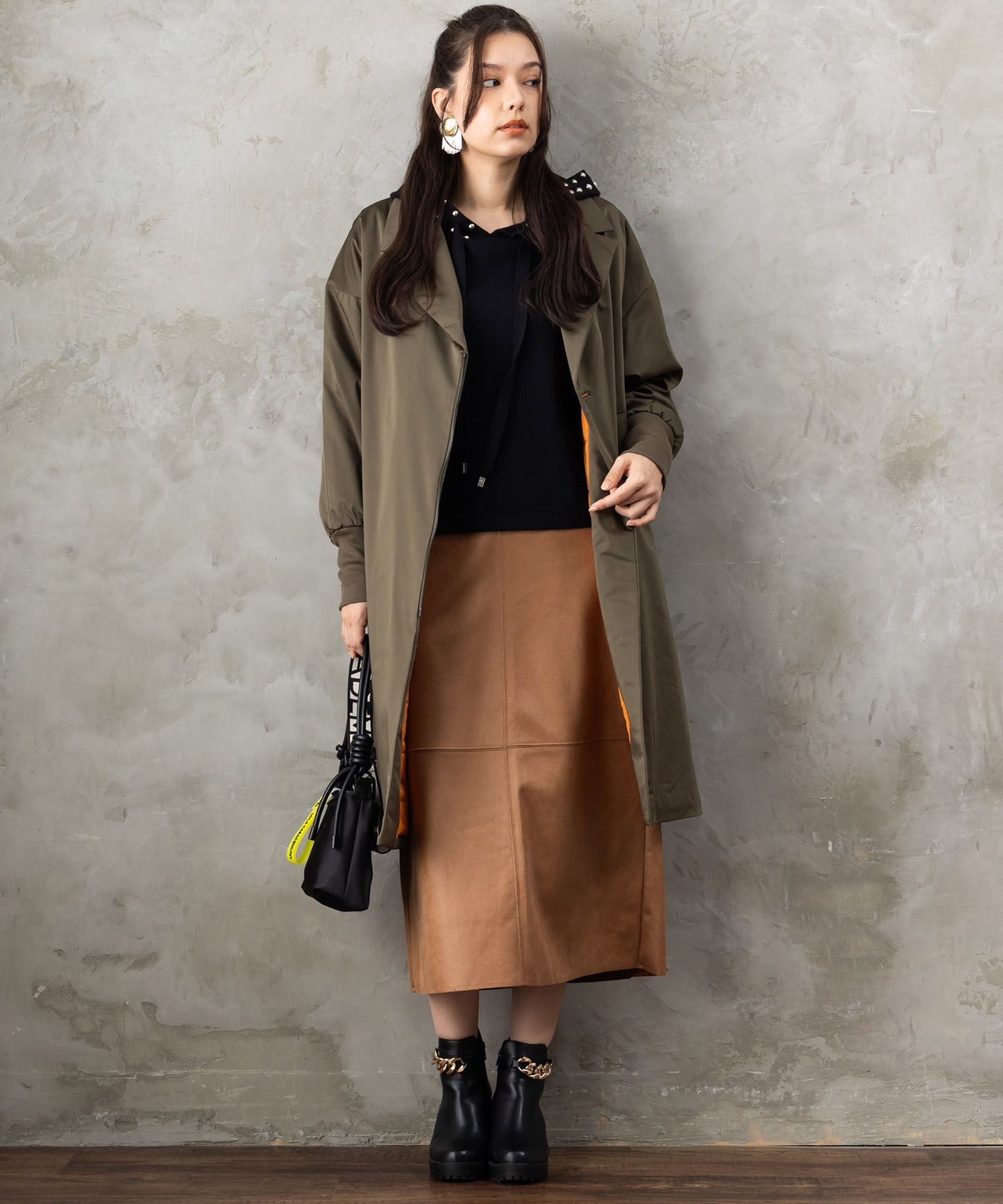 51-5675【BSB】スタッズデザインパーカ