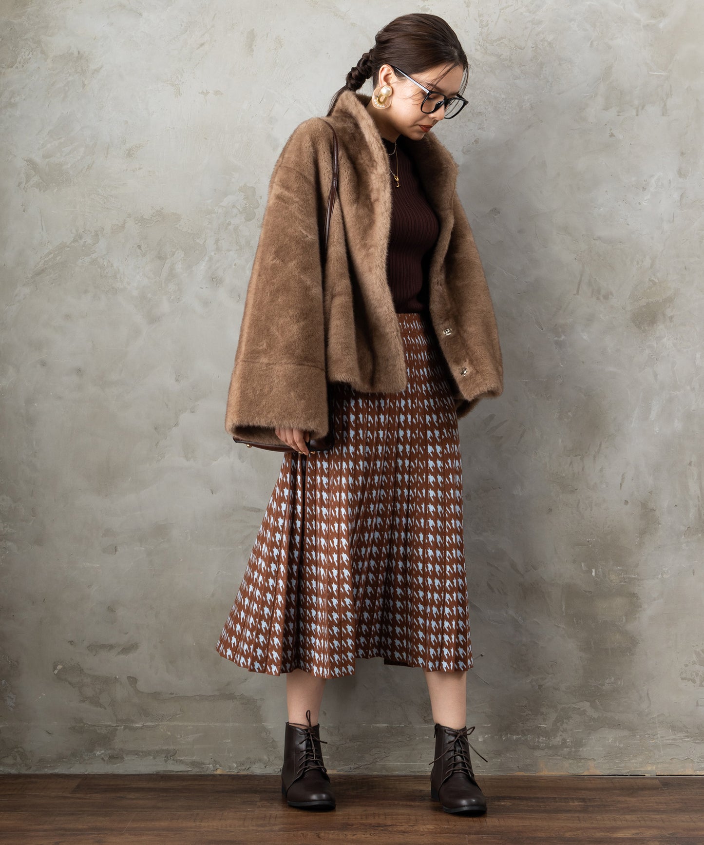 73-5575【DERHY】アルパカライクファースタンドカラーショートコート