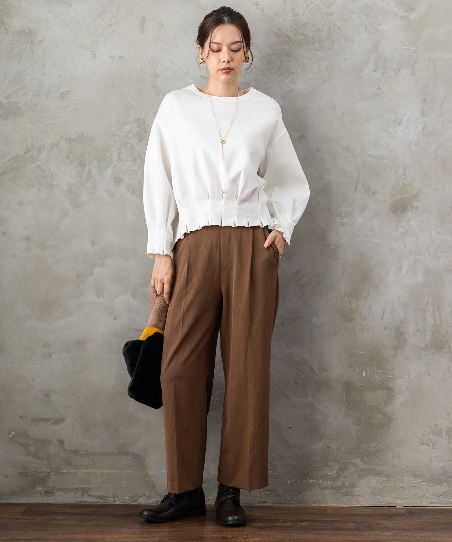 12-1892【JETSET SOLO PLUS】2WAYピーチツイルワイドパンツ