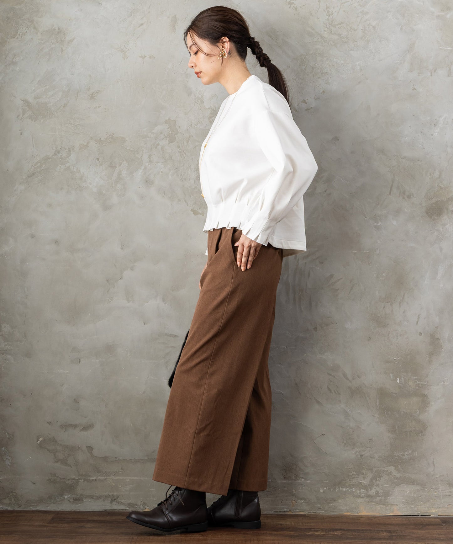 12-1892【JETSET SOLO PLUS】2WAYピーチツイルワイドパンツ