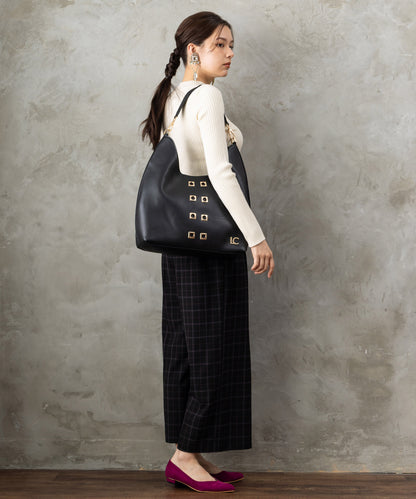 83-6390【LOLA CASADEMUNT 】スクエアメタルアイレットトートBAG