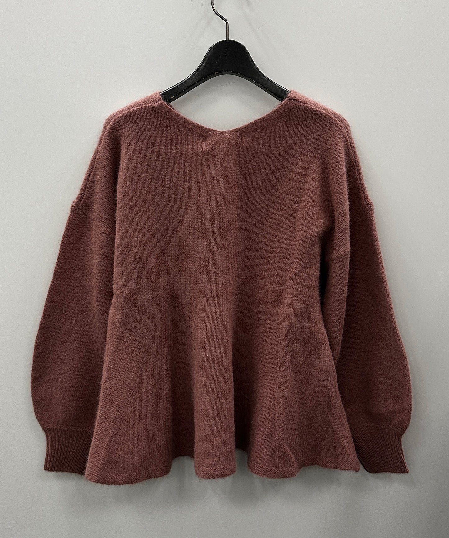 51-5678【FONT LAB】[周年]FOXブレンドペプラムニット