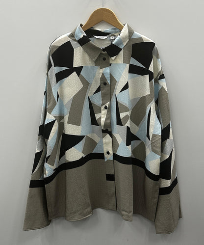 01-6710 b.young [リミサロ]ジオメトリックプリントシャツ