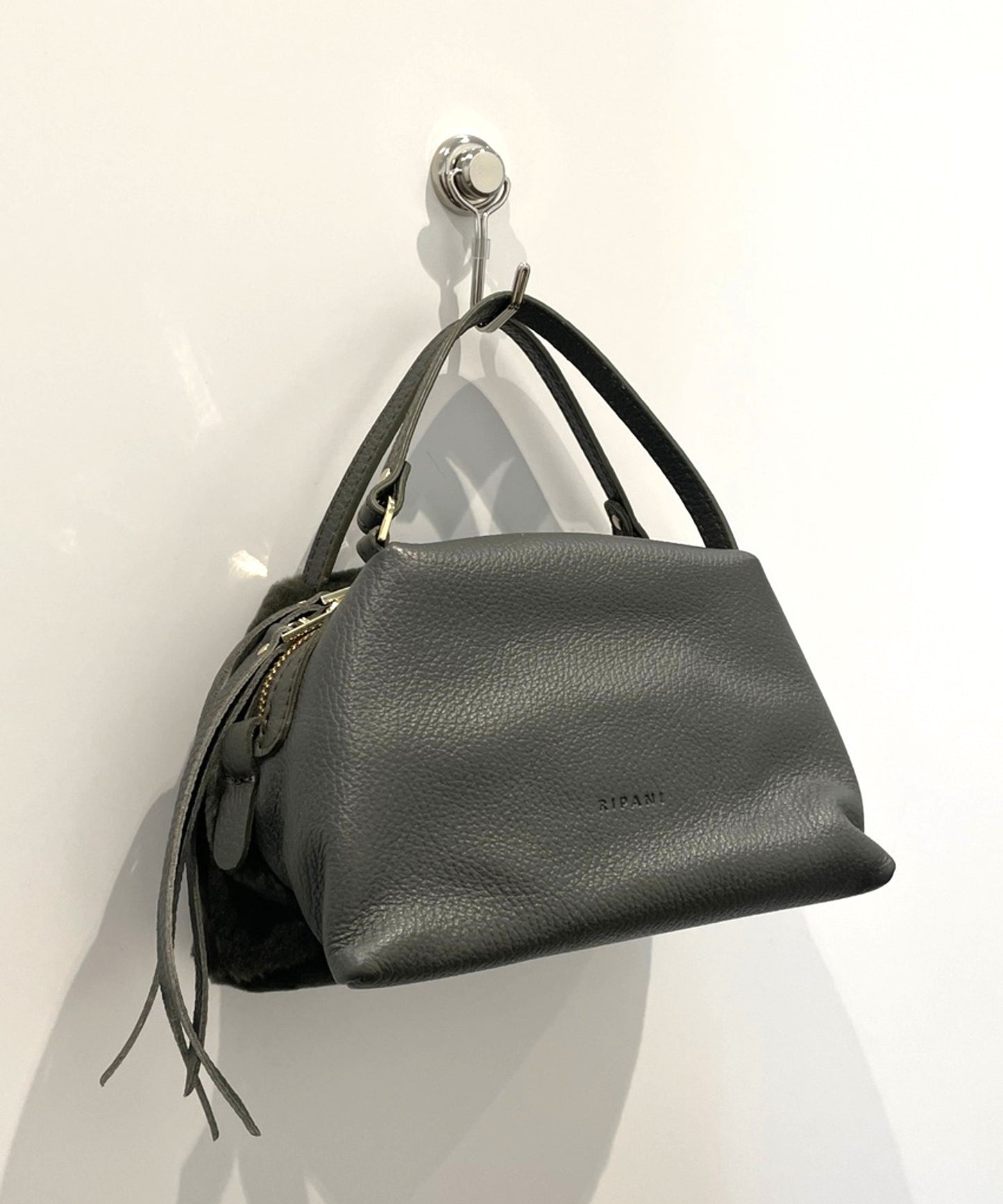 83-6409【RIPANI】【周年】ムートンコンビミニBAG