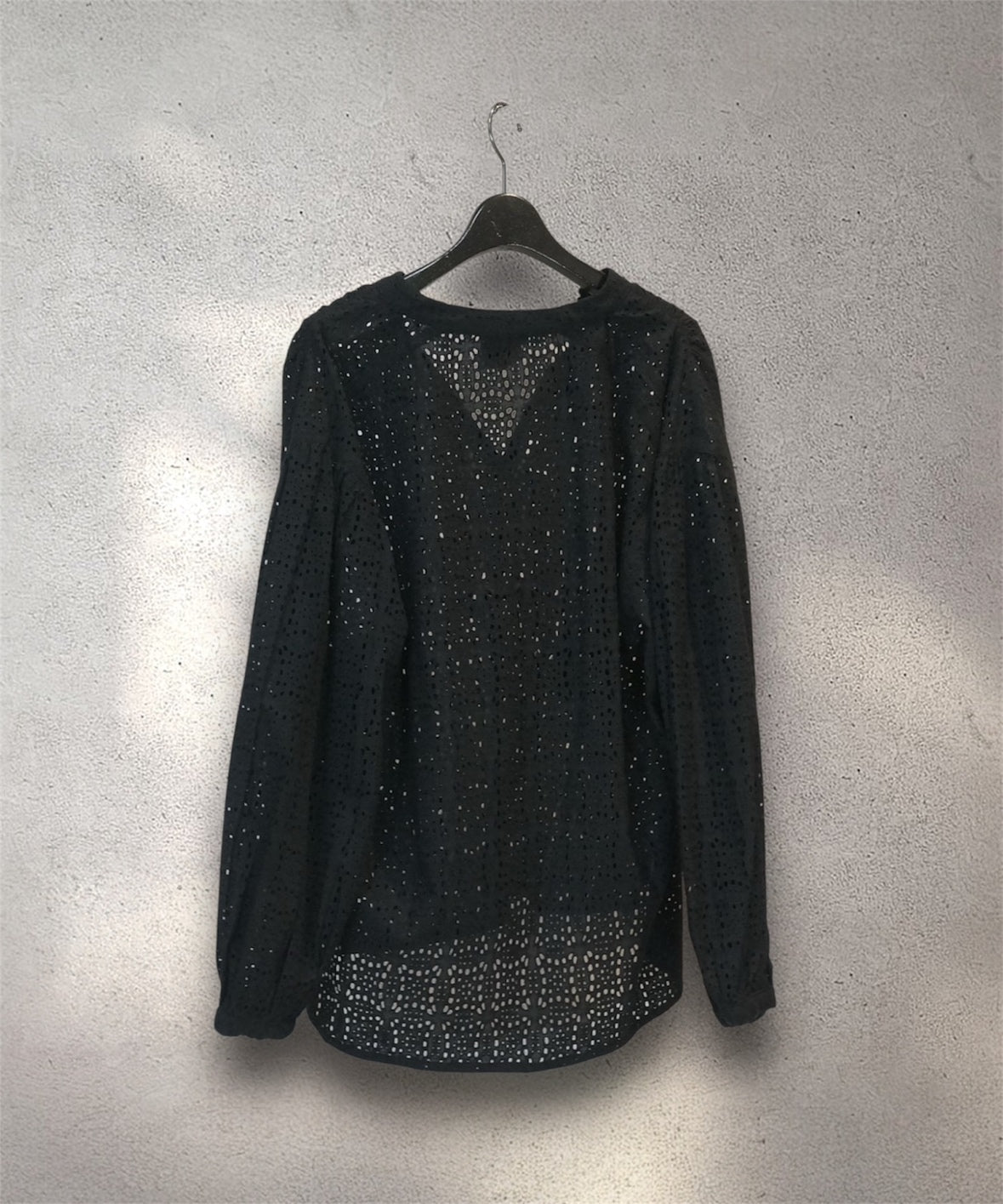 【INDUS luxury for JETSET SOLO PLUS】カットワークレースカフタンブラウス