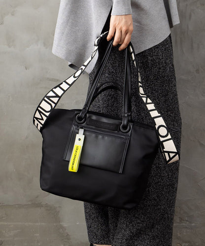 83-6392【LOLA CASADEMUNT 】【周年】ネオンディティールナイロントートBAG