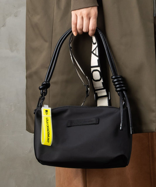 83-6391【LOLA CASADEMUNT 】【周年】ネオンディティールナイロンクロスボディBAG