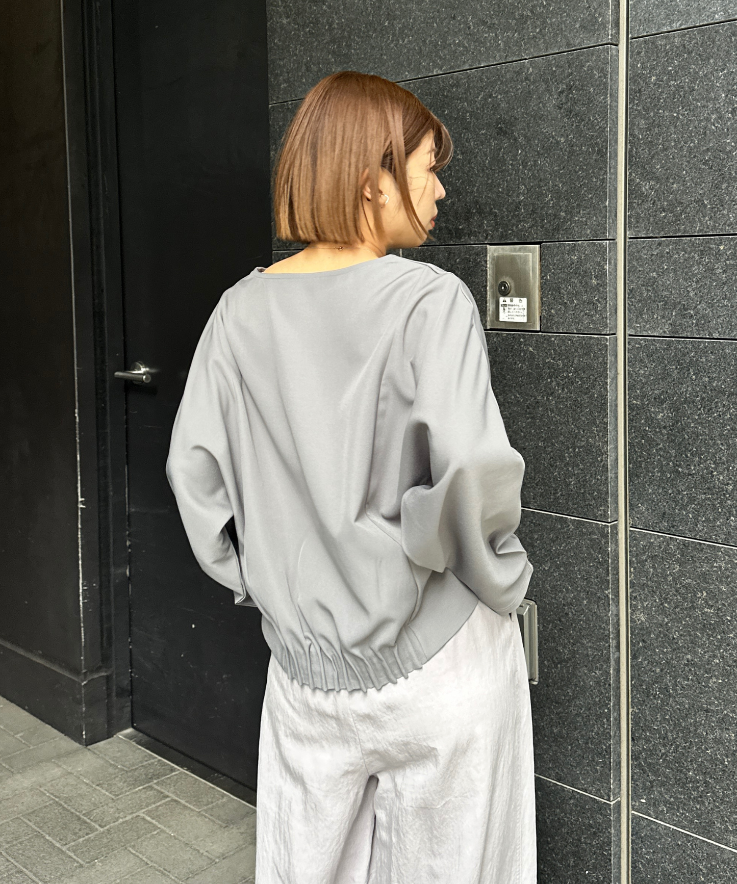 【FONT LAB】ピンタックヘムライトポンチカットソー