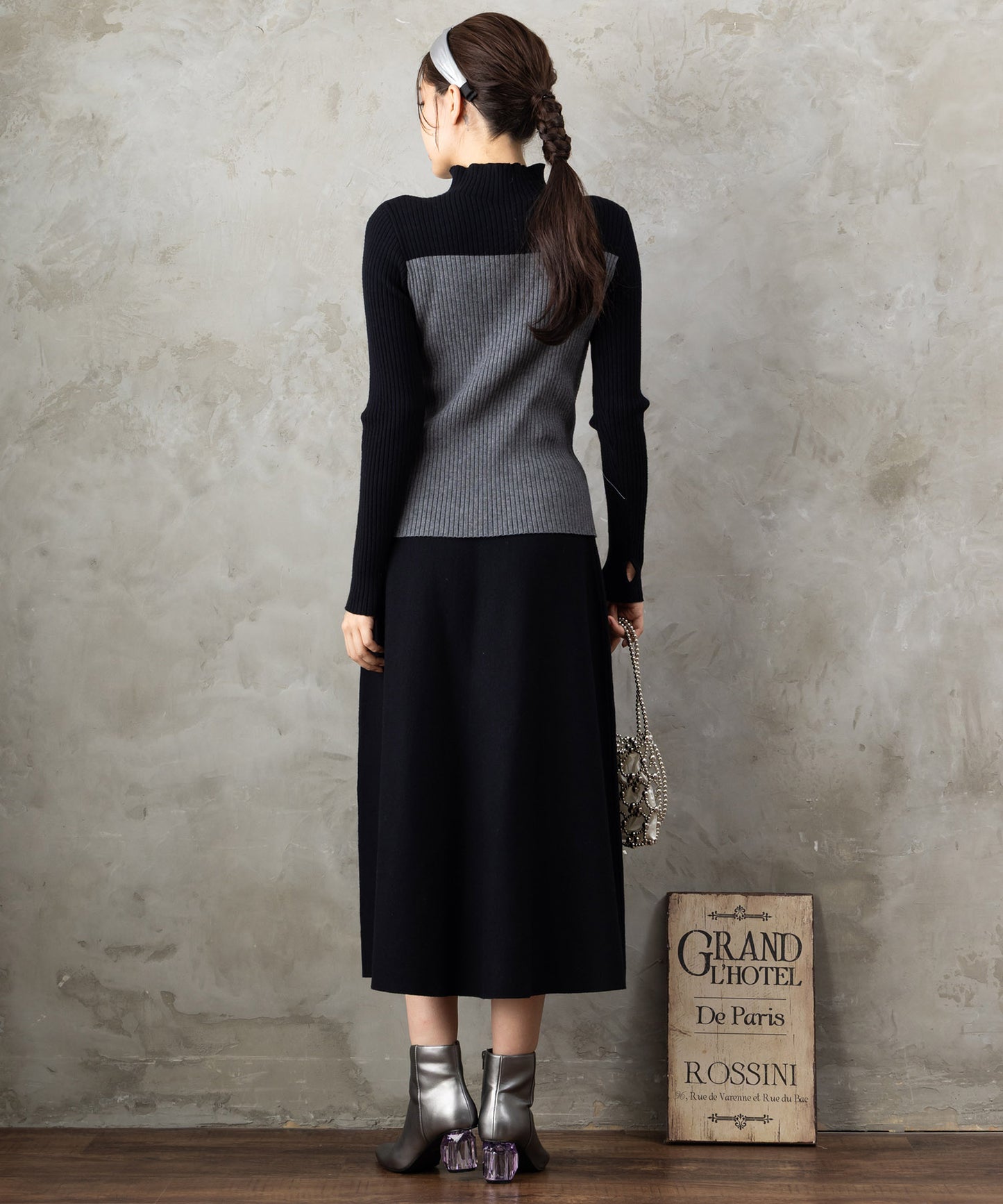 58-5669【FONT LAB】バイカラーボトルネック×ケープアンサンブル