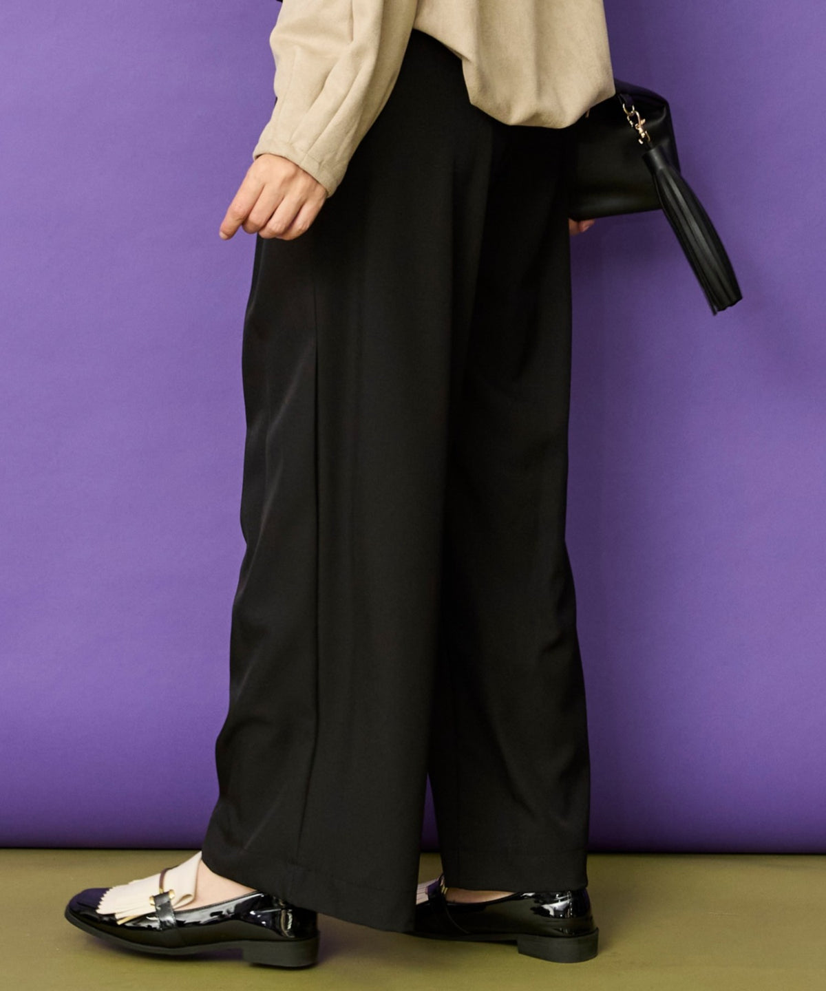 【JETSET SOLO PLUS】タックドロストワイドパンツ