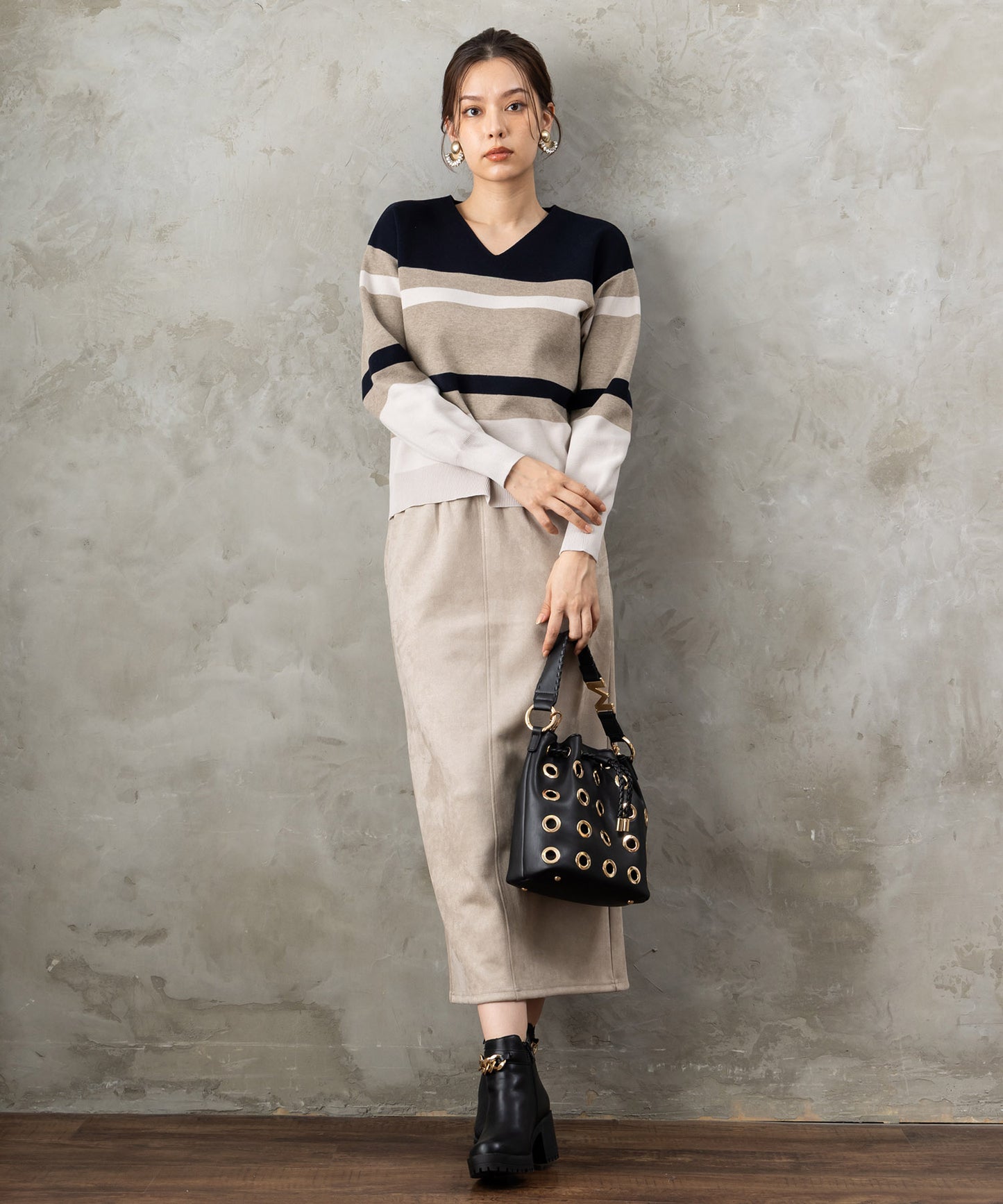 【JETSET SOLO PLUS】マシュマロタッチミラノVネックニット