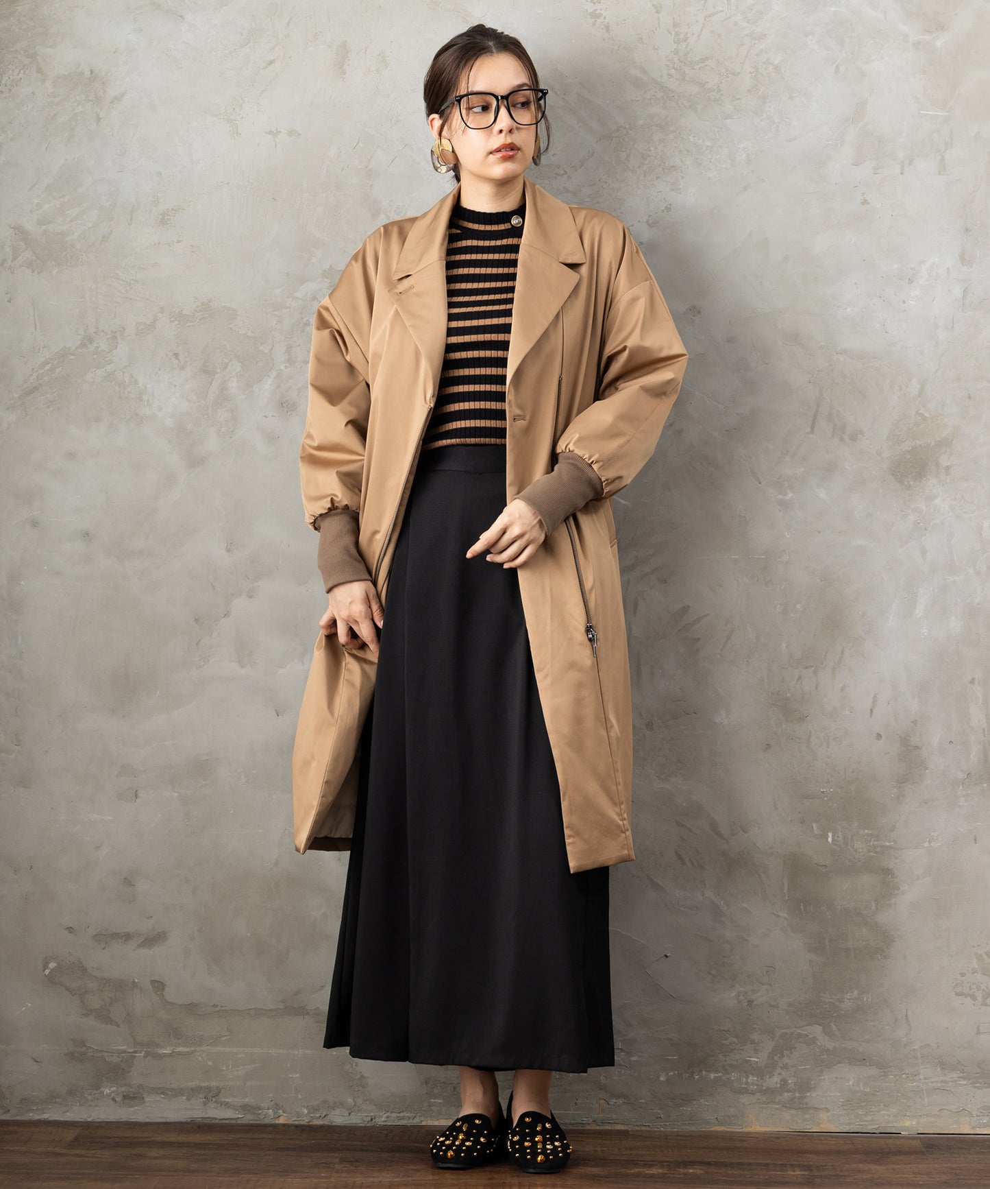 51-5650【FONT LAB】アシンメトリー釦ハイネックリブニット