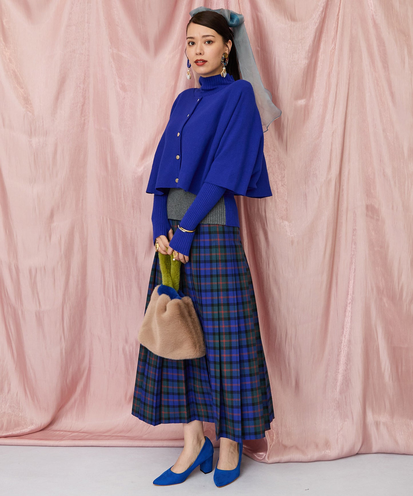 58-5669【FONT LAB】バイカラーボトルネック×ケープアンサンブル