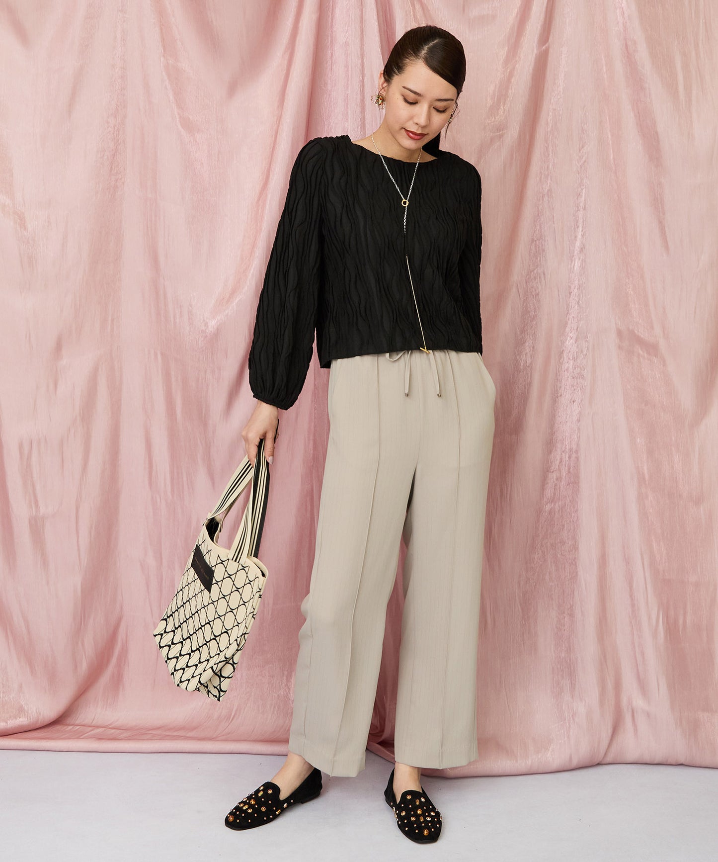 12-1898【JETSET SOLO PLUS】ラメピンストライプイージーパンツ