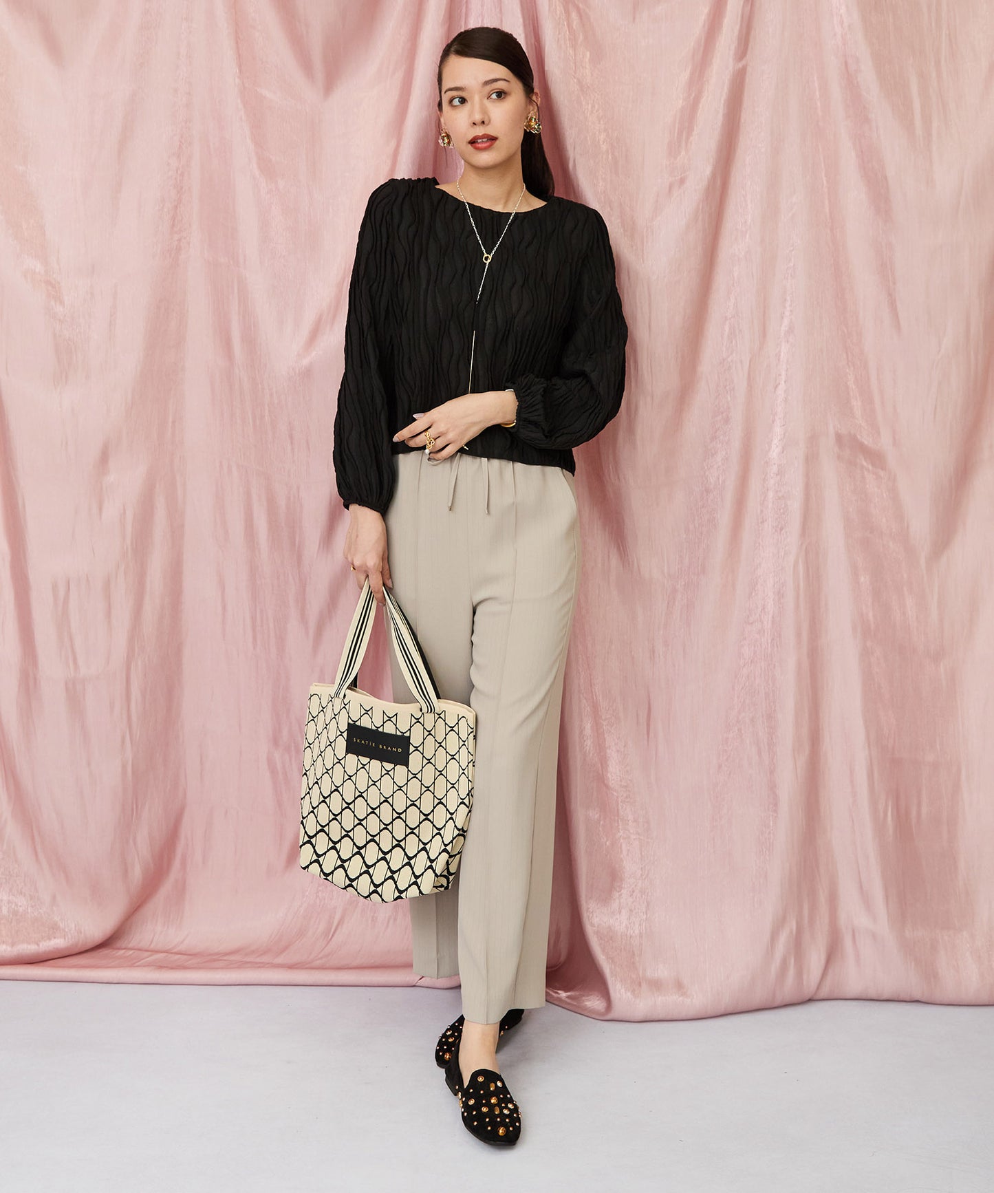 12-1898【JETSET SOLO PLUS】ラメピンストライプイージーパンツ